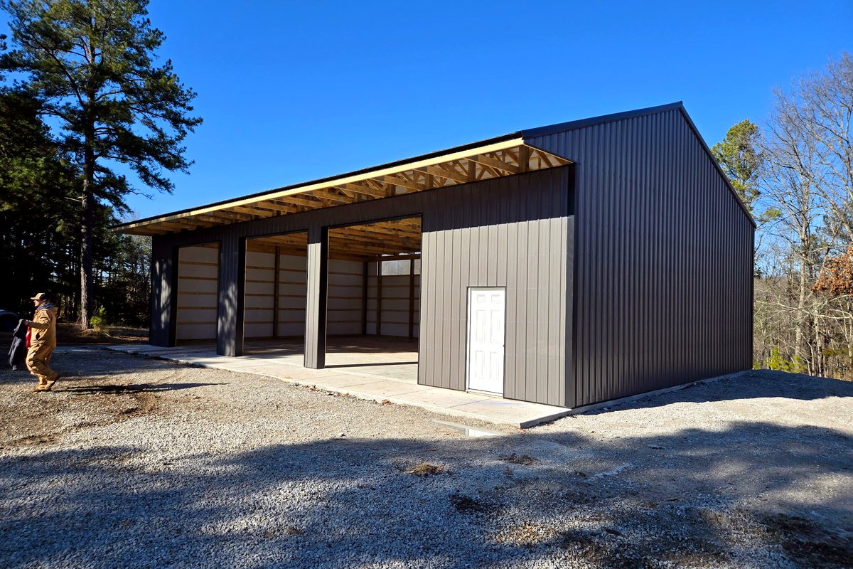 Metal roofing construction